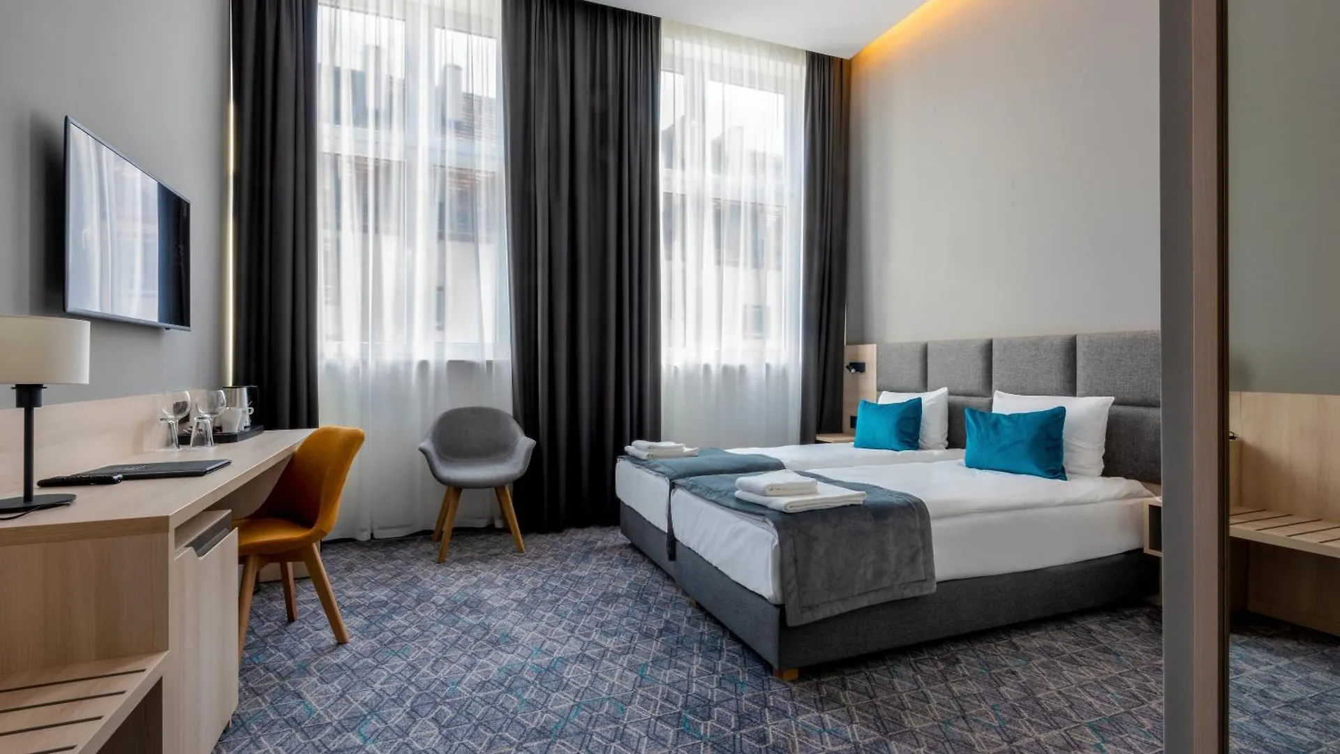 Korona Gold - Korona Hotel Βρότσλαβ