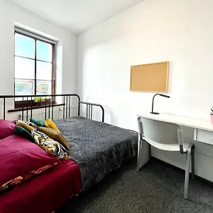  Ostello Pro-invest House